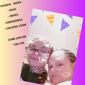 SUZANNES SHOW LISTING
